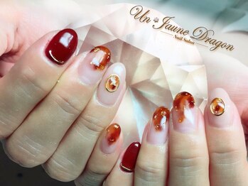 アン ジョーヌドラゴ/ニュアンスネイル