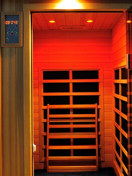 エゴ(EGO)/遠赤外線サウナ カラーセラピー