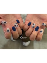 クレヴィア(crevia)/手書きお花アートネイル