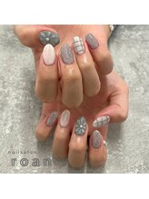 ロアンネイル(roan nail)/ぷっくりお花