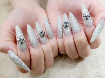 トランク ネイル(trunc nail)/スカルプ90分付け放題☆チップ☆