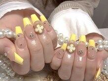 モアネイル 新宿/フレンチネイル/持ち込み/新宿