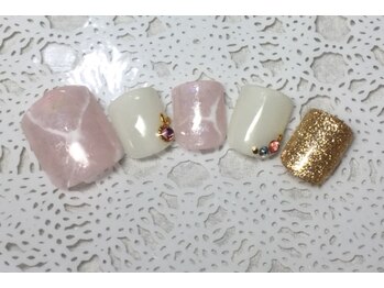 ネイルサロン リリオ(Nail Salon Ririo)/ローズクォーツ風ネイル