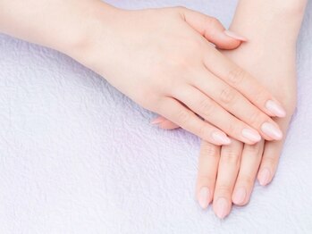 エムエムドットネイル(mm.nail)の写真/「人と被らないけど、派手すぎない」そんな絶妙なバランスを大切にしたサロン★“映え・可愛さ”を叶えます
