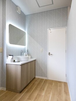 トキエル 上島店(TOKIEL)/更衣室