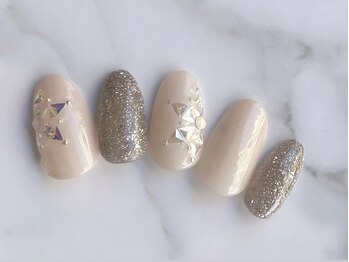 ネイルアイラッシュ アールエビス(R EBISU)/雪の結晶ネイル