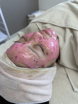 マヴィ 高槻店(MavY.)/アルファアルブチン