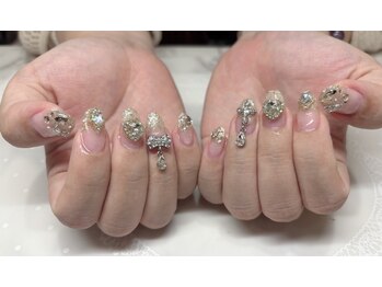 イズネイル(izu Nail)/