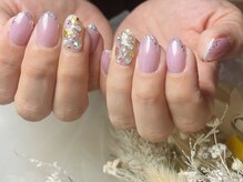 サロンドフォーエイチ(salon de 4H)/キラッキラな埋め尽くしネイル☆