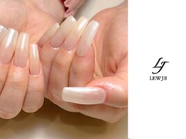 ホワイトミラー　ちゅるん