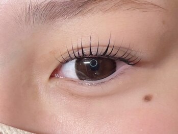 エヌアイズ(neYES!)の写真/限定価格《まつげパーマ¥3900》ぱっちり立ち上げ～ナチュラルなカールまで目元のプロにお任せ下さい♪