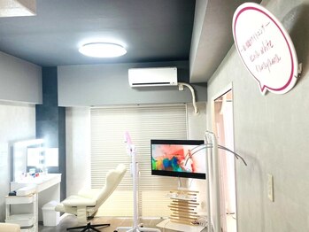 エクシアホワイトニング 名古屋金山店/カウンセリングルーム