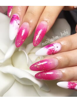 ネイルサロン ビビ(bibi)/ピンクフラワーデザイン