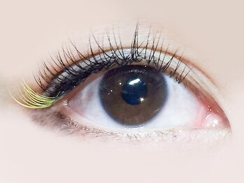 ラックスビー ネイルアンドアイラッシュ 阿倍野ルシアス店(LUXBE)/目尻にイエロー♪
