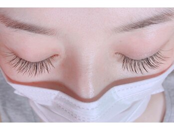 ヘアーサロン ニコ(2CO)の写真/【新規付替えOFF無料♪】３種類と長さや太さカールエクステを使い分け一人ひとりの目元に合わせた上品eyeに