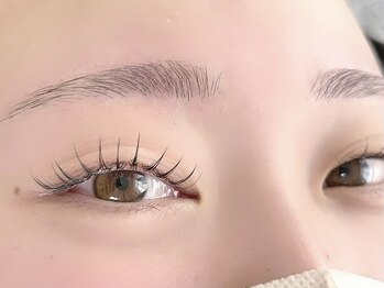 フィグ(fig)の写真/【完全個室】最新LEDマツエク◇圧倒的なキープ力で今までにない持続力を実現◎汗や水にも強く美しさ長持ち!