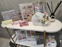 ジェイ(J)の雰囲気（大人可愛い綺麗めカラーとデザイン。）