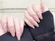 ラグジュアリー ネイルズ(Luxury Nails)の写真/折れ爪・二枚爪にお悩みの方に。補強1本550円・長さ出し1本770円で、自信の持てる美しい指先に♪