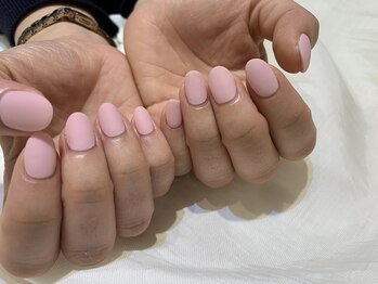 ネイルズ ララ(nails Lala)/マットピンク。