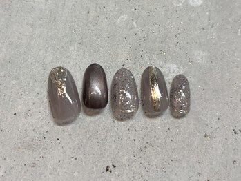 ブルースター 名古屋名駅店/【9月】今月のアート