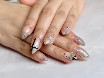 ネイルサロン ジュノ(JUNO)/アート4本コース 担当あおい