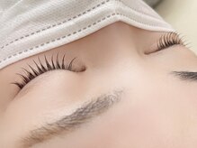 クリア アイラッシーズ アンド ネイルサロン シャイン(CLEAR & SHINE)/マツエクでお目元の存在感UP