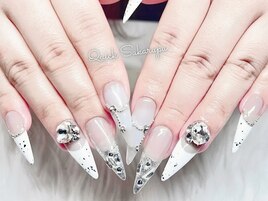 キラキラロングネイル