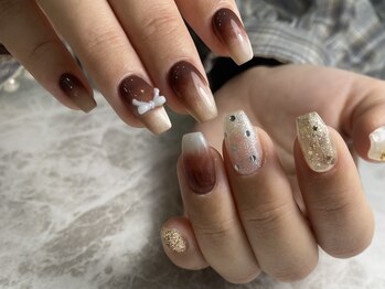 モナートドゥ(Monartdeux)の写真/シンプル~派手デザインまで◎丁寧なカウンセリングと自爪に優しい施術で理想の指先に☆仕事前・帰りにも◎