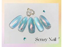 センシー ネイル スタジオ(Sensy Nail Studio)/オーロラマグをベースの海ネイル