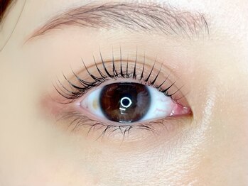 エム(emu.)/パリジェンヌラッシュリフト !