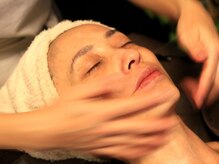 ロータス(LOTUS)/ホウレイ線も改善！予防ケアにも