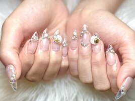 長さだし必須！クリアフレンチ