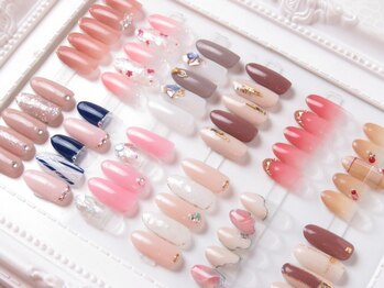 ユーネイル(U-nail)の写真/【デザインに迷ってる方におすすめ◎】店内サンプルから選ぶだけ☆あなたの好きなデザインが見つかる♪