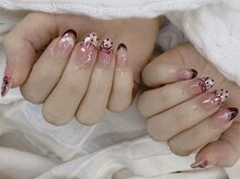 ミラ(MIRA)/大人可愛い桜フレンチネイル