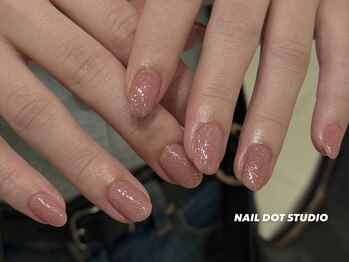 ネイルドットスタジオ 堺筋本町(NAIL DOT STUDIO)/ピンクラメ