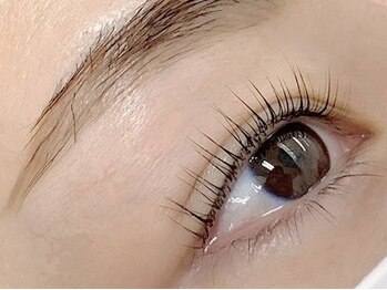 アイズオン(EYES ON)/◇waxアイブロウ+パリジェンヌ◇