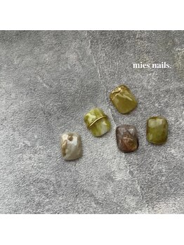 ミィスネイルズ(mies nails.)/トレンドニュアンス