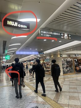 アリス アイラッシュマジック なんば店(ALICE eyelash magic)/２、無印良品が見えます