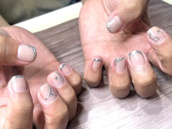 サロンネイルス(SALON NAILuz)/
