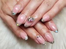 ネイルサロン ジュノ(JUNO)/ガラスフレンチ 担当ちひろ