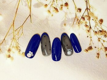 ネイルライフ(NailLife)/シースルードットネイル