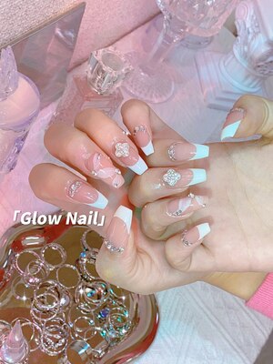 Glow Nail
