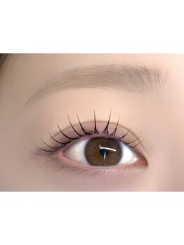 ナチュラル上品な目元にしたい