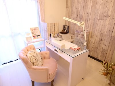 詳細はホームページを♪【https://nailsalon-belleetoile.com/】