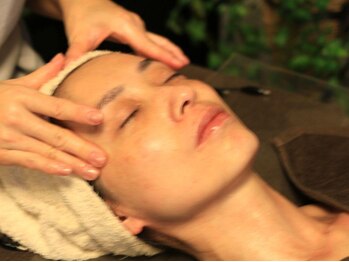 ロータス(LOTUS)/1対1のマンツーマン丁寧施術♪