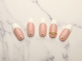 シンプル可愛いフレンチネイル