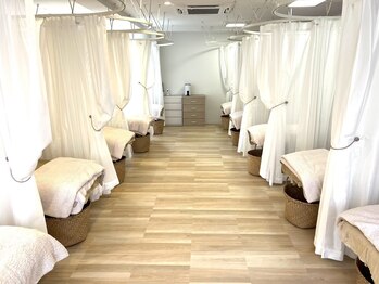 アリス アイラッシュマジック なんば店(ALICE eyelash magic)/店内