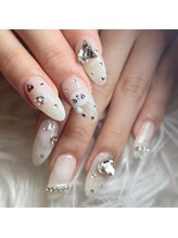 イルネイル バイ ルアナ(001..Nail by Luana.)/推しネイル