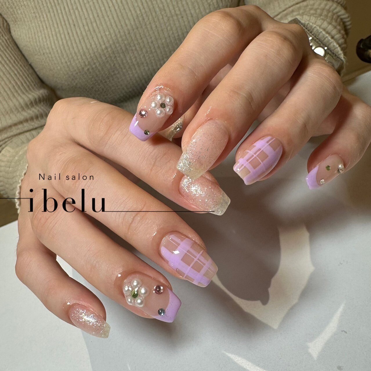 【オーダー】ネイルチップ　ツイードチェック　ピンクキラキラリボンフレンチラメグラ 0_9dd6a65af196e4da4c7c5ce53f02