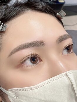 オーク アイラッシュアンドネイル たまプラーザ(OAK)の写真/【美眉革命】アイブロウスタイリング★骨格や黄金比を基にした似合わせ眉で、ワンランク上の美しさをGET♪